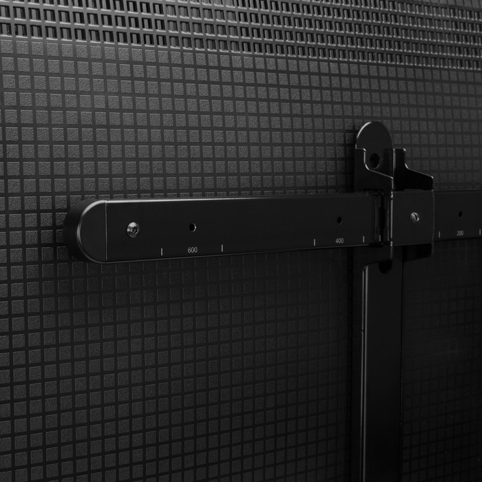 BlueBuilt Premium Draaibare Muurbeugel 37" - 75" product in gebruik