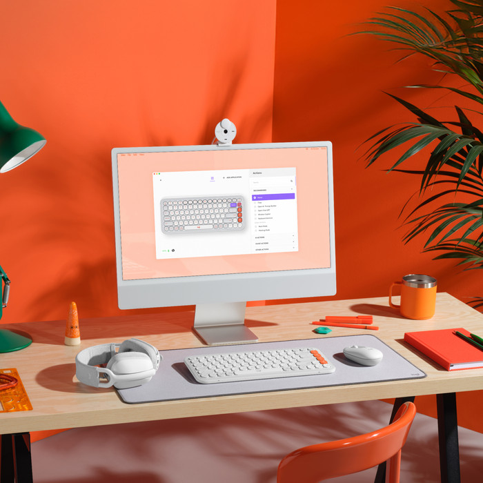 Logitech Pop Icon Combo toetsenbord en muis set Wit product in gebruik