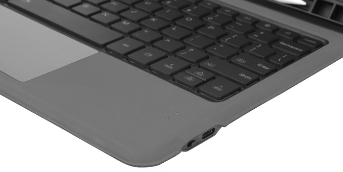 BlueBuilt Samsung Galaxy Tab A9 Plus Toetsenbord Hoes QWERTY Zwart detail