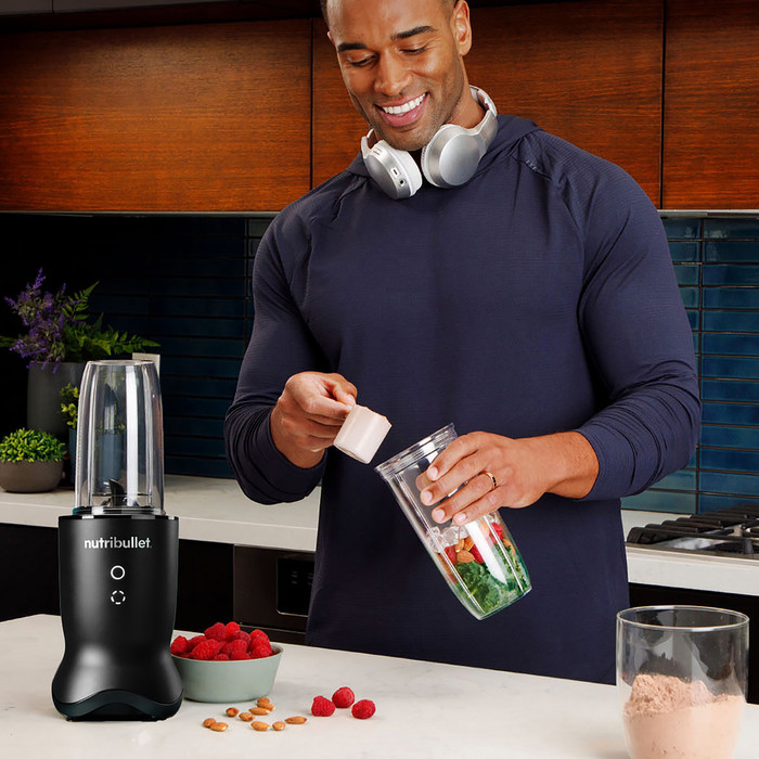 nutribullet Ultra 1200 Satin Black product in gebruik