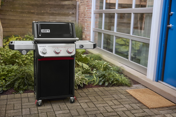 Weber Spirit EP-335 product in use