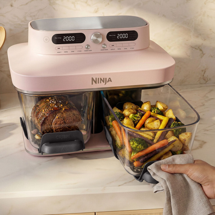 Ninja Crispi Dualzone Rose Quartz product in gebruik