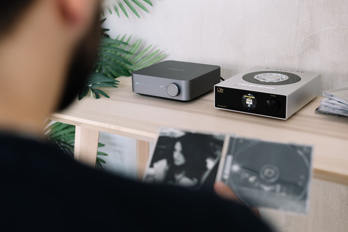 WiiM Amp Pro Grijs product in gebruik