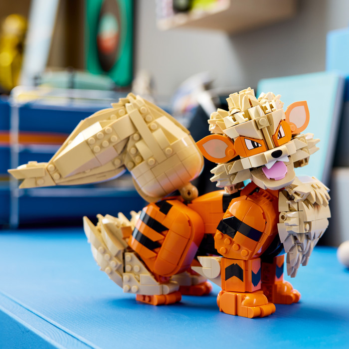 LEGO Pokémon Arcanine 72160 detail
