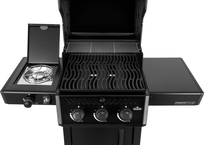 Napoleon Freestyle 365 Black inside