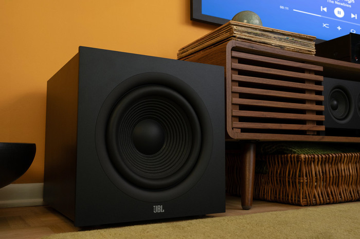 JBL Stage 200P Zwart product in gebruik