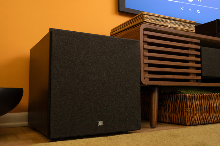 JBL Stage 200P Zwart product in gebruik