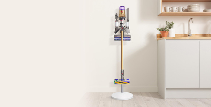 Dyson Floor Dok Multi V12 product in gebruik