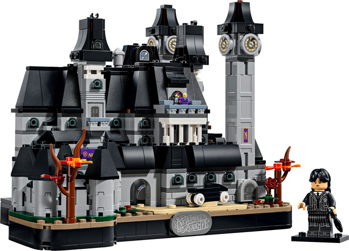 LEGO Wednesday Nimmermeer Academie 76788 Main Image