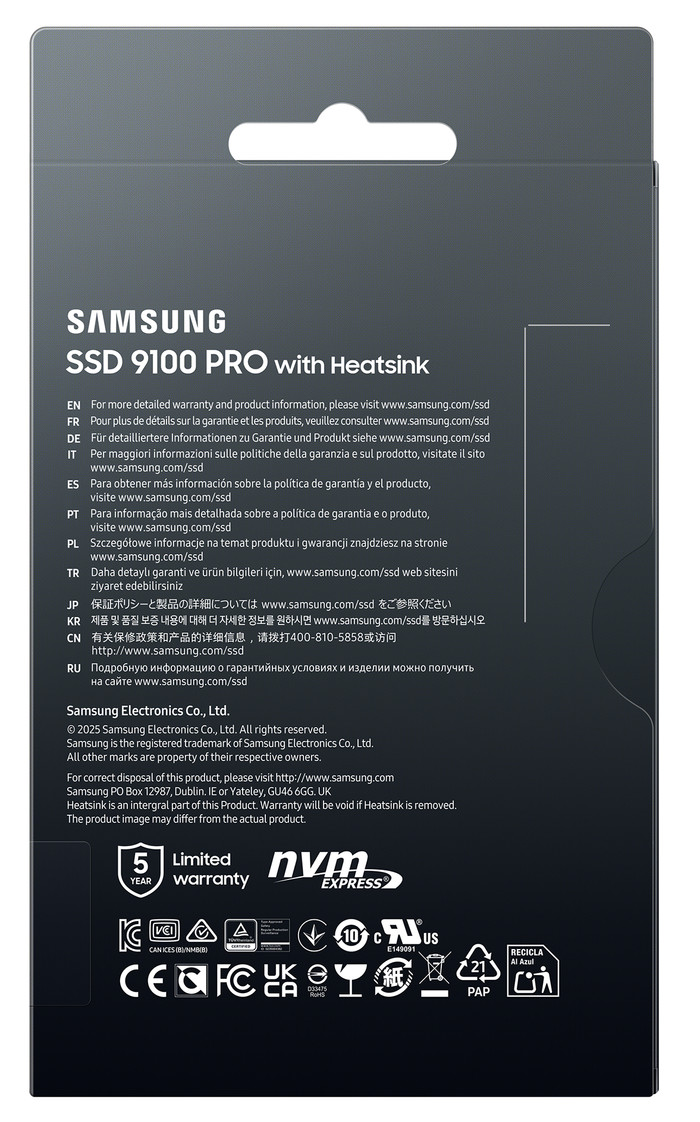 Samsung 9100 Pro 2TB Heatsink PCIe 5.0 M.2 SSD product in use