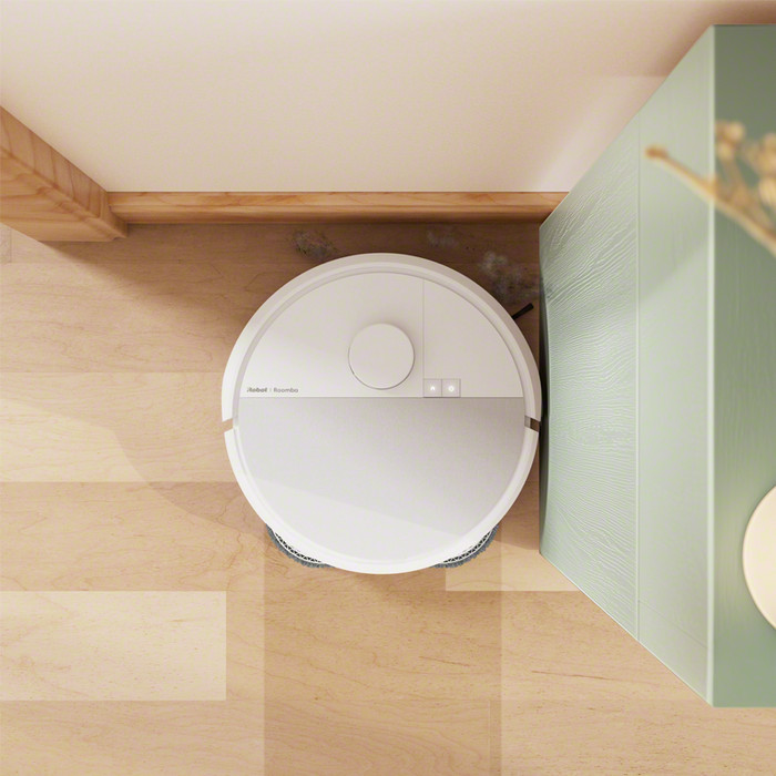 iRobot Roomba Plus 405 + White product in gebruik