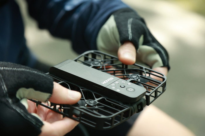 HOVERAir X1 Black Combo detail