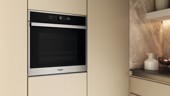 Whirpool WOI4S8HM2SX product in use