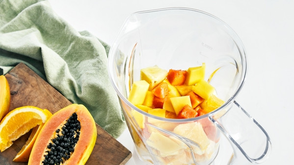 Bosch VitaPower Series 4 MMB614GO product in use