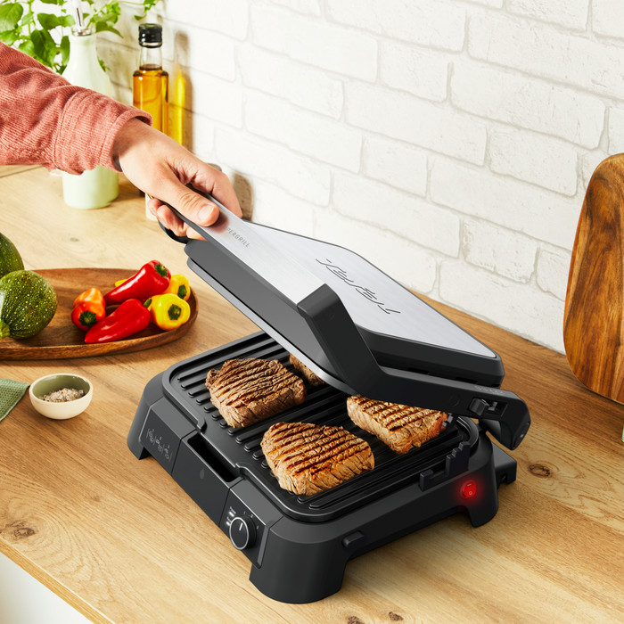 Tefal SuperGrill 3-in-1 GC510D product in gebruik