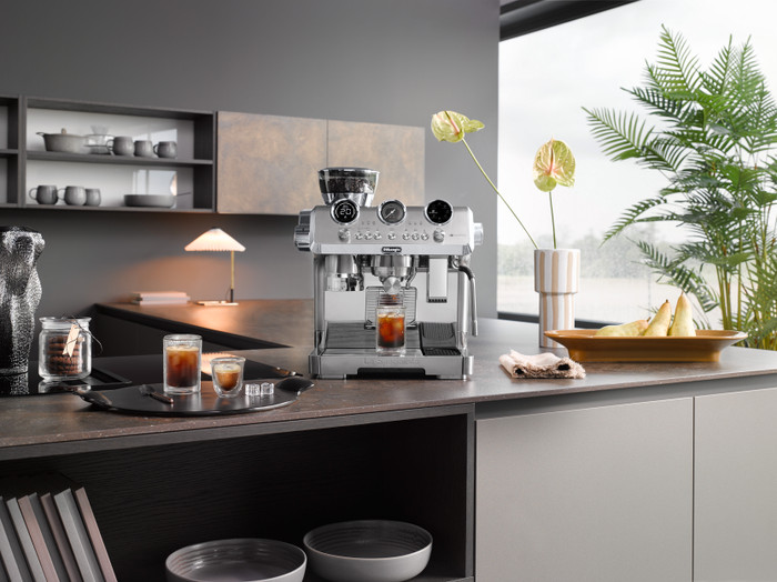 De'Longhi La Specialista Maestro EC9885.M product in gebruik