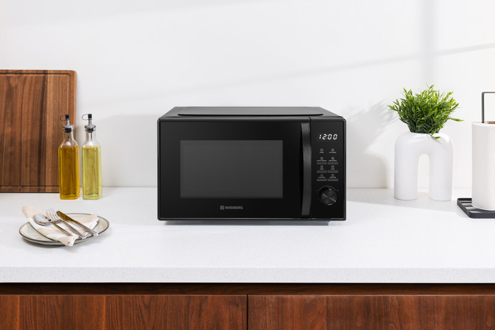 Wisberg WB1M25B product in use