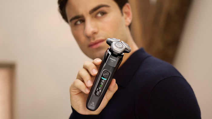 Philips Shaver i9000 X9000/30 product in gebruik