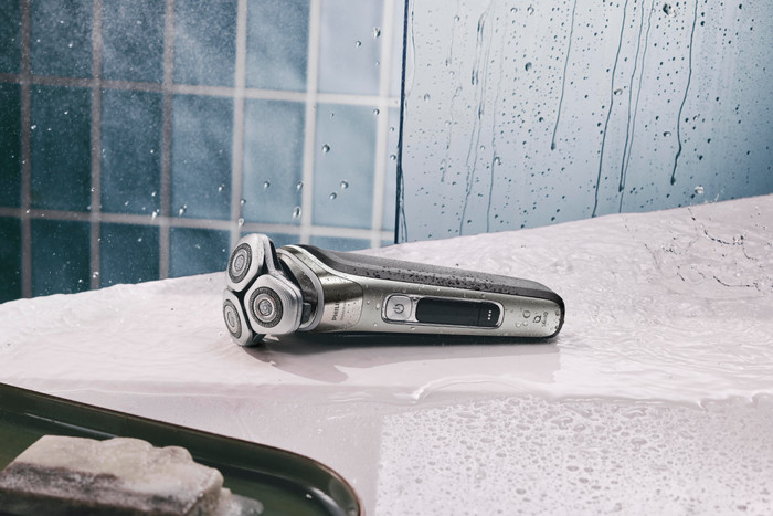Philips Shaver i9000 Prestige XP9208/30 linkerkant