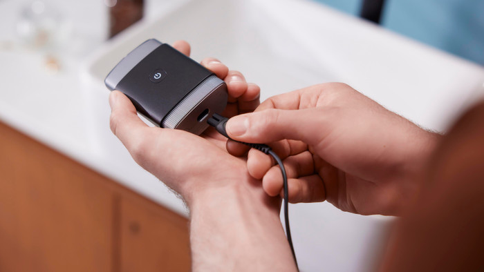 Philips Portable Shaver PQ888/06 détail