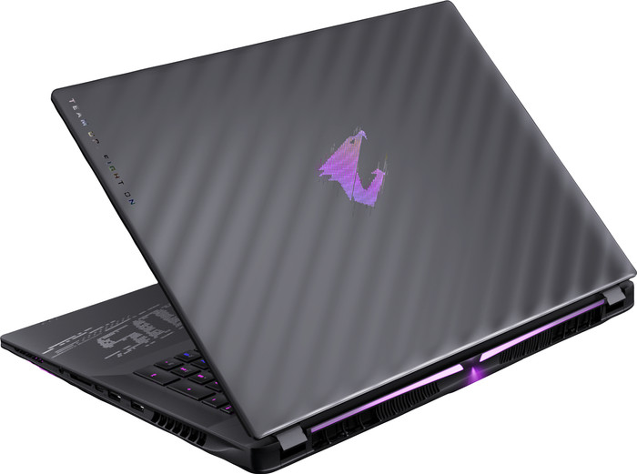 GIGABYTE AORUS MASTER 18 BZH - 18" - Intel Core Ultra 9 - 64GB RAM/4TB SSD - RTX 5090 rückseite