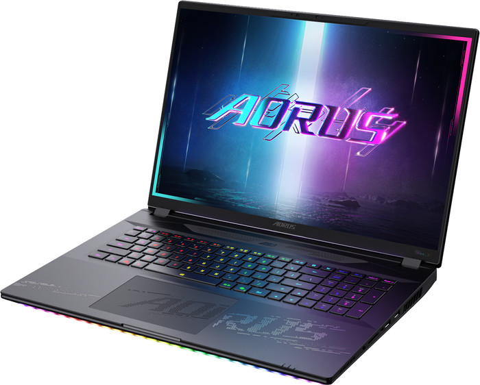 GIGABYTE AORUS MASTER 18 BZH - 18" - Intel Core Ultra 9 - 64GB RAM/4TB SSD - RTX 5090 rechte seite