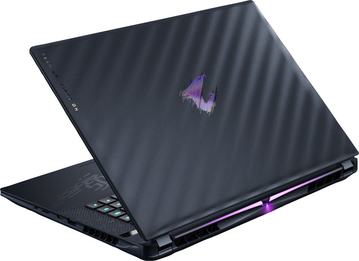 GIGABYTE AORUS MASTER 16 BYH - 16" - Intel Core Ultra 9 - 32GB RAM/2TB SSD - RTX 5080 rückseite