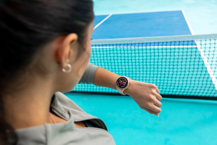 Garmin Vivoactive 6 Music Roze product in gebruik
