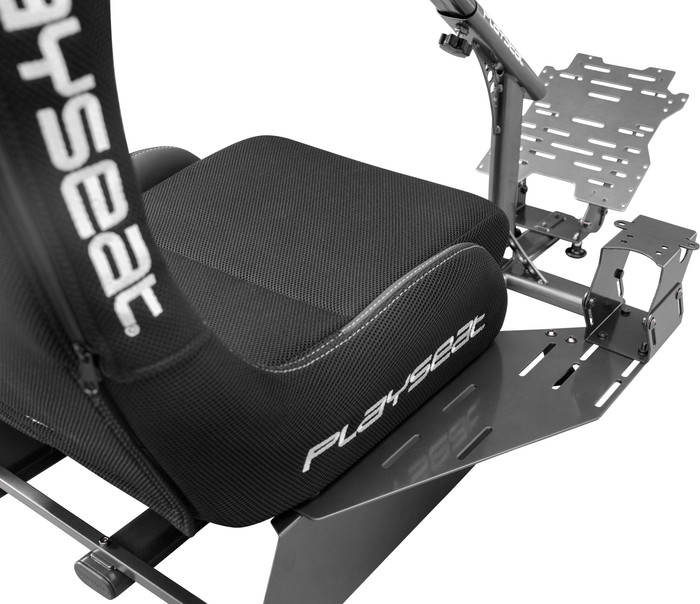 Playseat Gearshift Holder PRO product in use