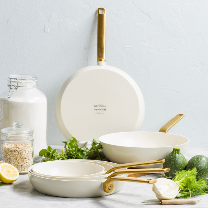 Greenpan Evolution koekenpan 28 cm Cream White product in gebruik