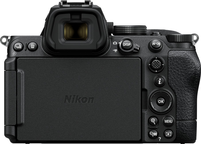 Nikon Z5 II + NIKKOR Z 24-200mm f/4-6.3 VR achterkant