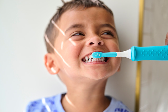 Philips Sonicare For Kids 3+ HX6034/90 (4 stuks) product in gebruik