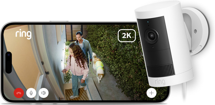 Ring Outdoor Cam Plus Plug-In Weiß produkt in gebrauch