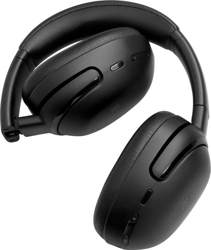 JBL Tour One M3 Zwart detail