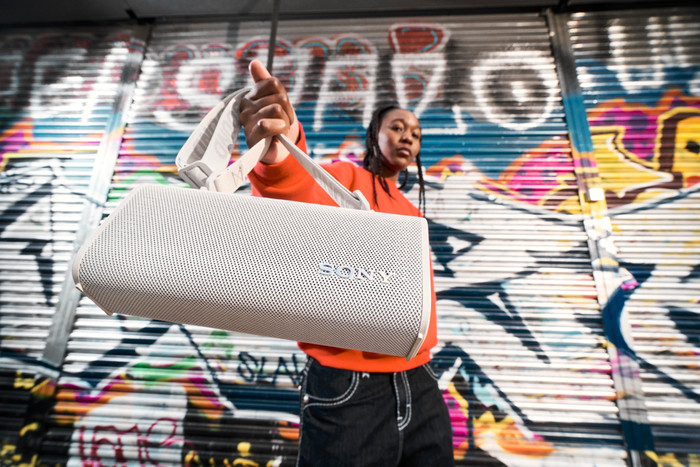 Sony ULT Field 3 Wit product in gebruik