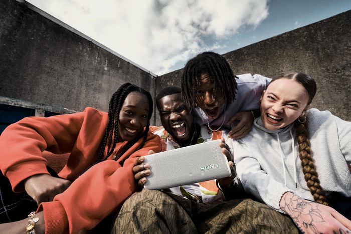 Sony ULT Field 3 Wit product in gebruik