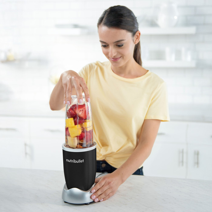 Nutribullet 900 Pro Zwart product in gebruik