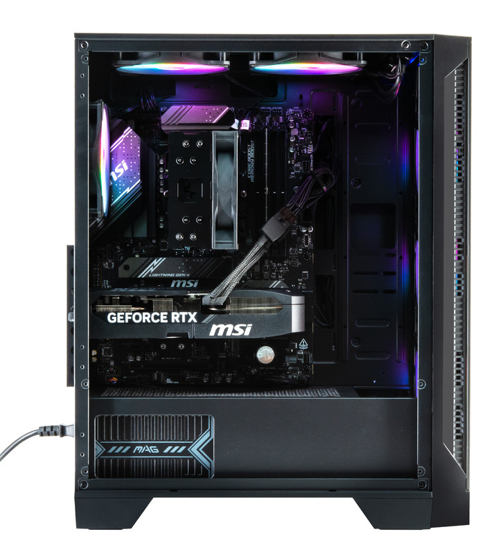 Powered by MSI Phantom detail