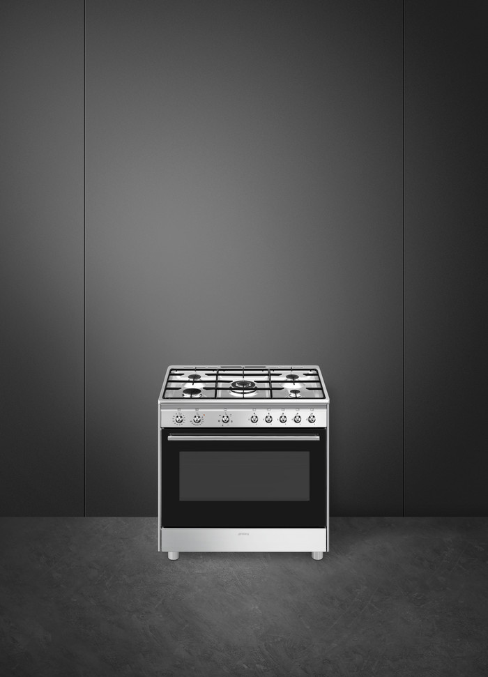 SMEG CX91GMXNLK product in use