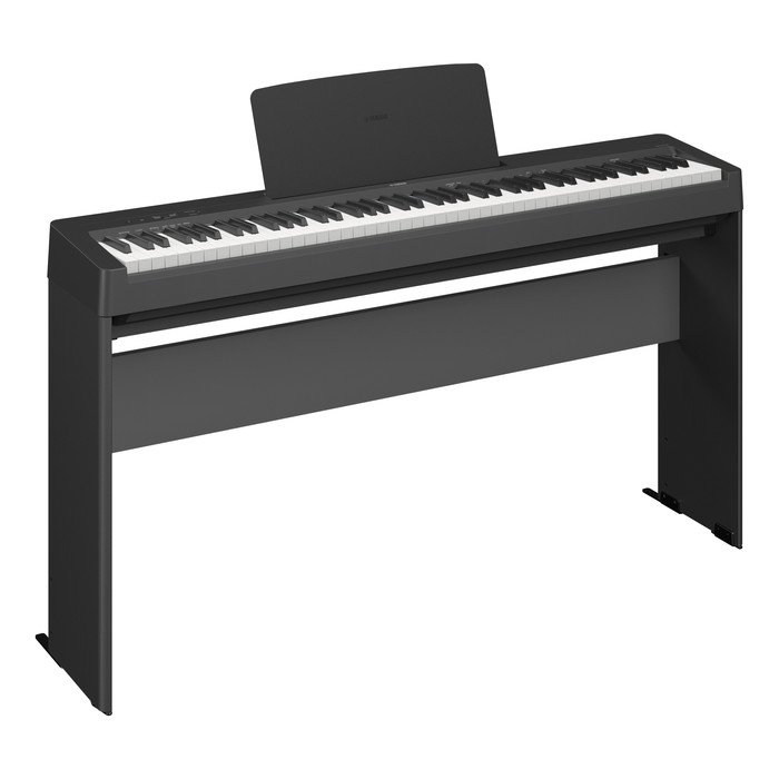 Yamaha P145BT Black product in use