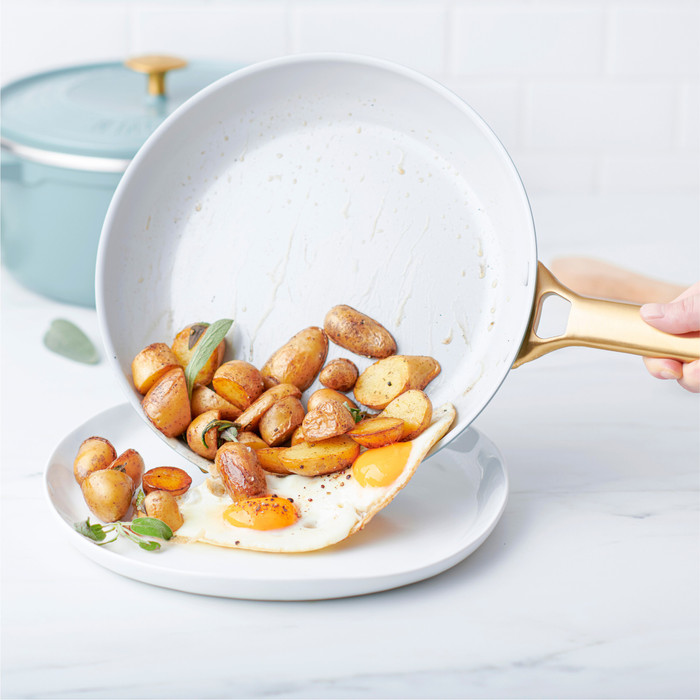 GreenPan Padova Reserve Batterie de Cuisine 10 Pièces Sky Blue produit à l'usage