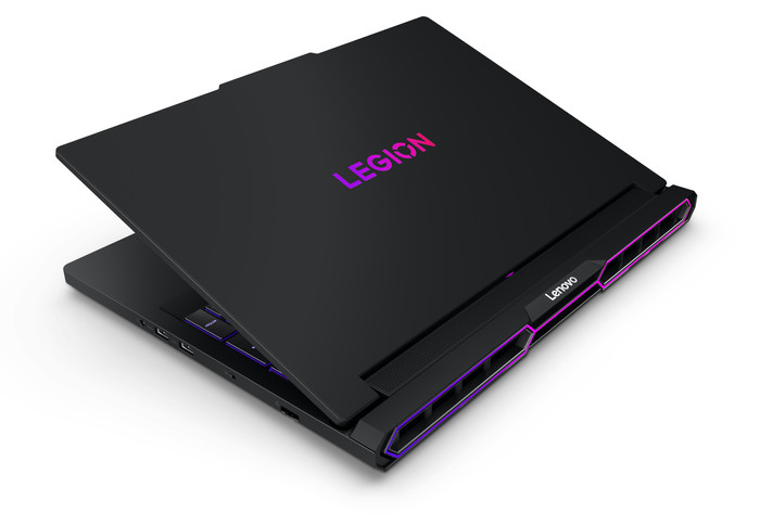 Legion Pro 7 OLED 16IAX10H 83F5003PMH detail