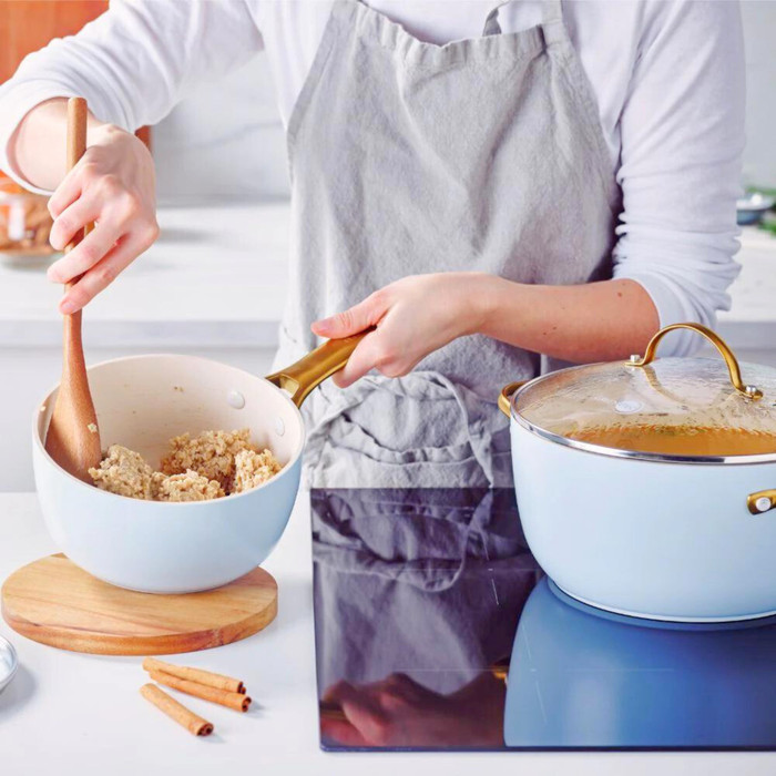 GreenPan Padova Reserve Batterie de Cuisine 10 Pièces Light Blue produit à l'usage