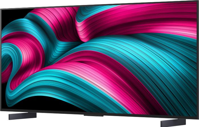 LG 42" OLED evo C5 4K (2025) vorne