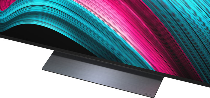 LG 77" OLED evo C5 4K (2025) detail