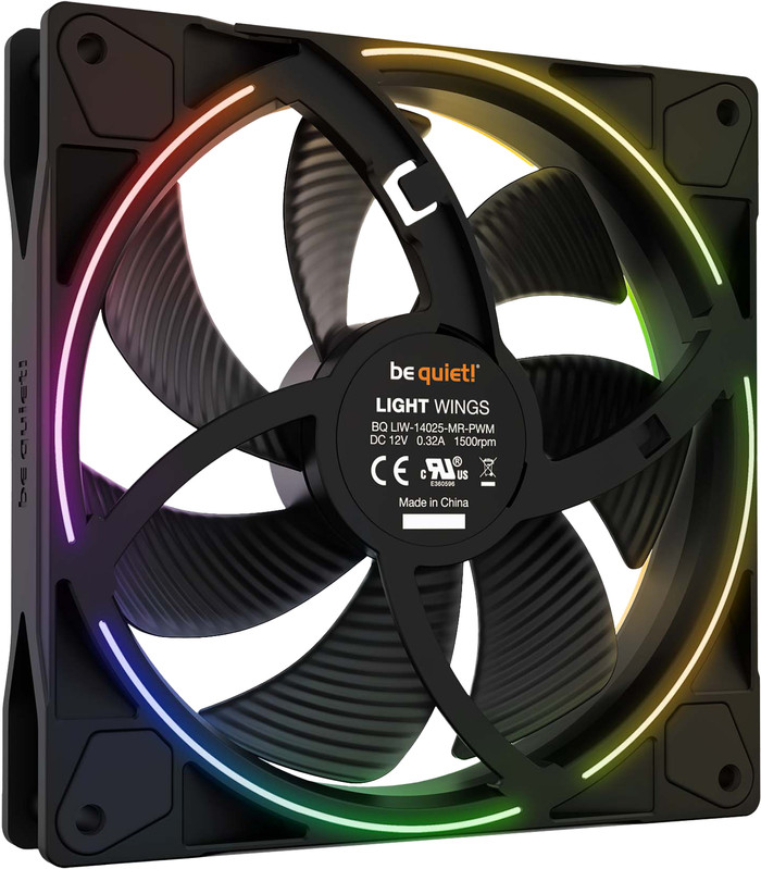 be quiet! Light Wings PWM 140x140x25 - Triple Fan Kit front