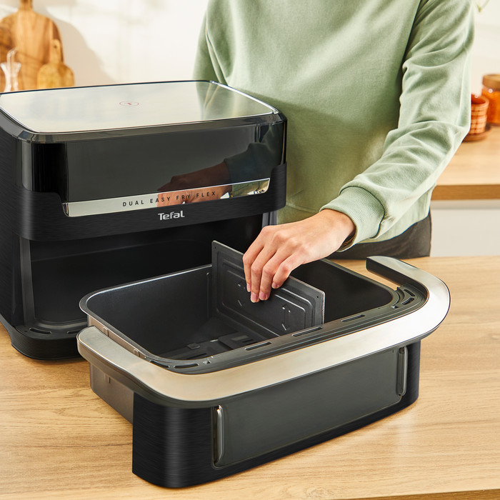 Tefal Dual Easy Fry Flex EY9228 produkt in gebrauch