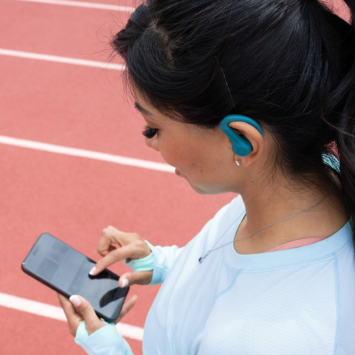 Jlab Jbuds Sport ANC 4 Groen product in gebruik