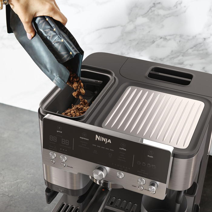 Ninja Luxurious Café Premier ES601EU detail