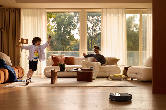 Roborock Saros Z70 R&D Black product in gebruik